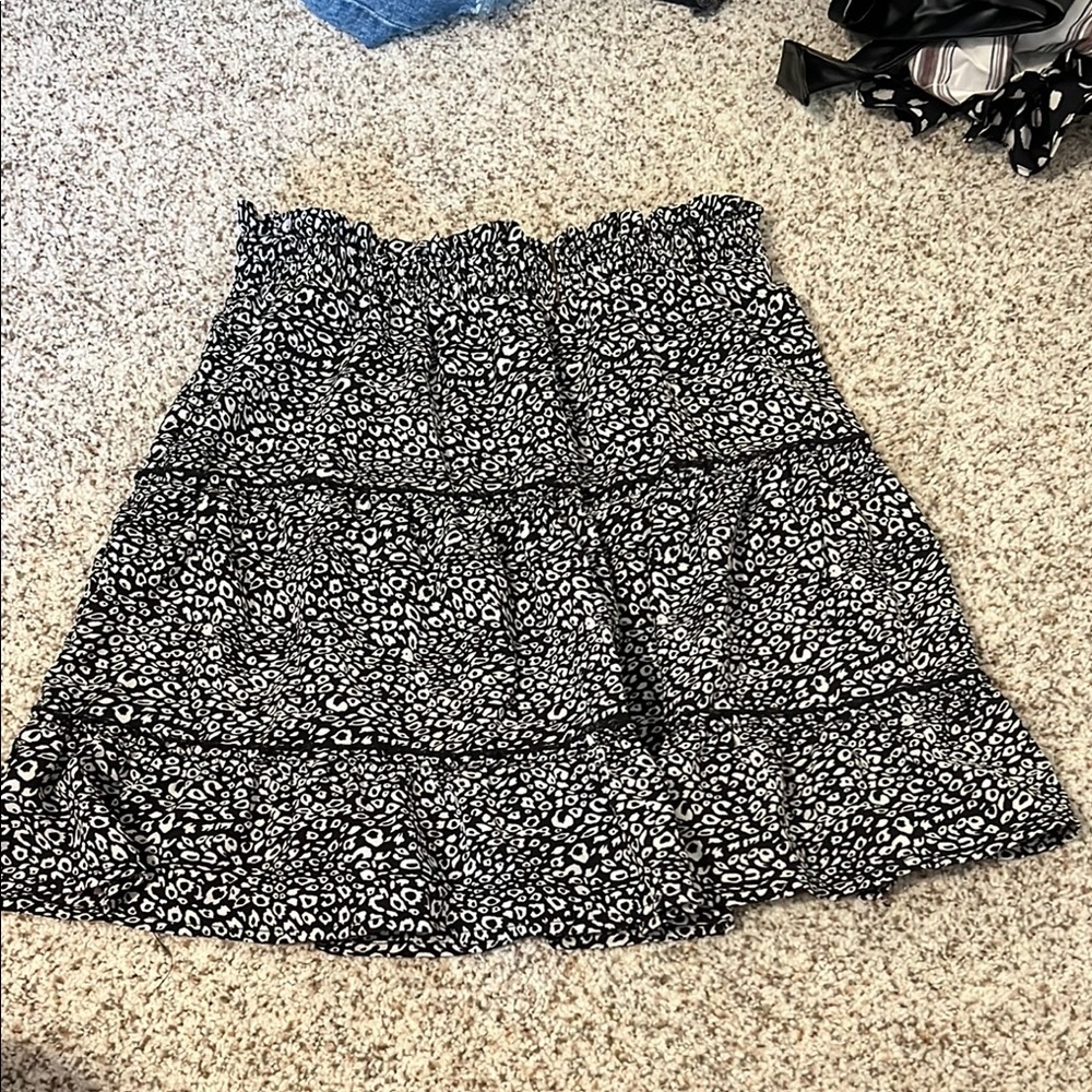 Black and White Patterned Women's Skirt